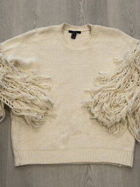 Forever 21 Cream Knit Sweater Fringe Macrame Sleeves Cropped Size M